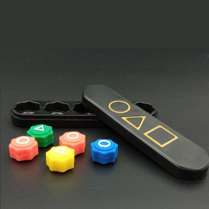 Корейската супер игра Squid game с пет силиконови камъчета във кутийка за фенове